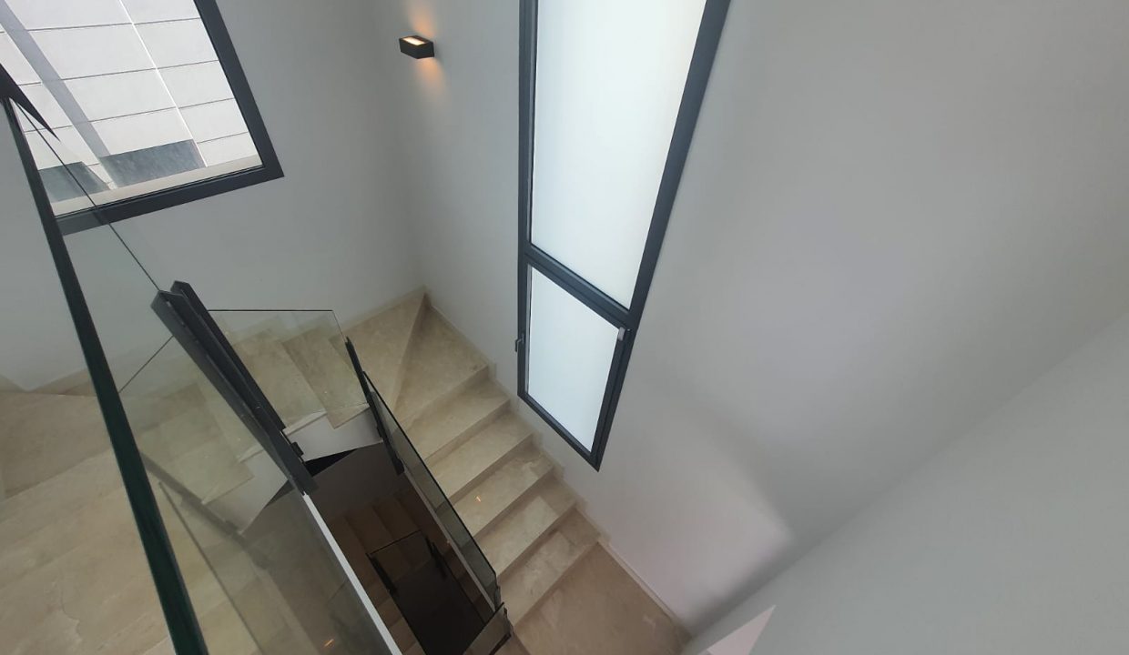 image00015